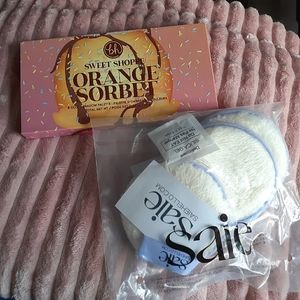 BH Cosmetics Orange Sorbet palette and Saie makeup removing rounds